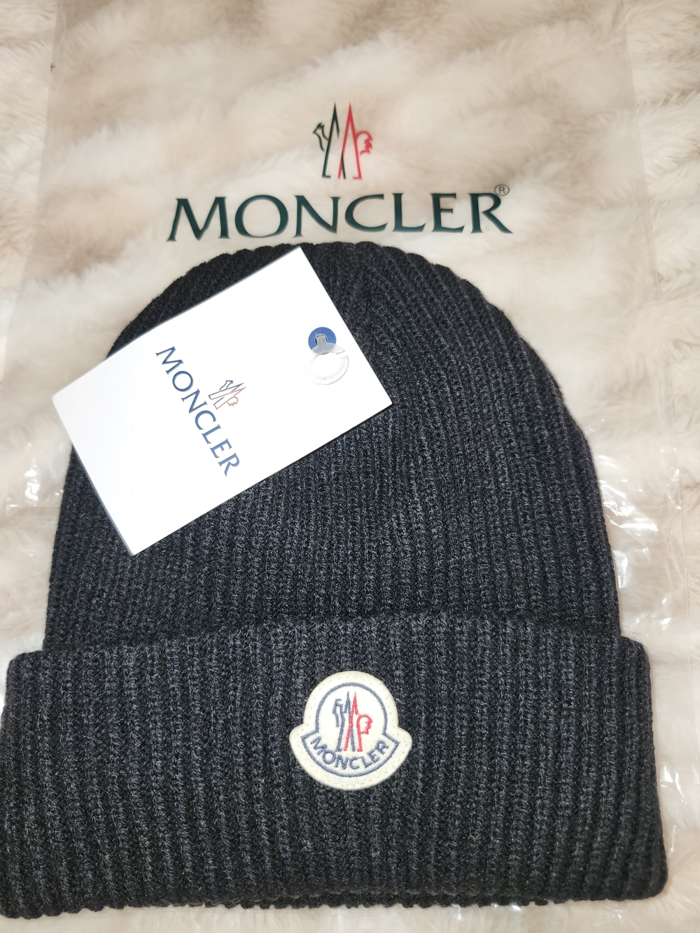 Moncler Men's Black Ribbed Cuffed Beanie
